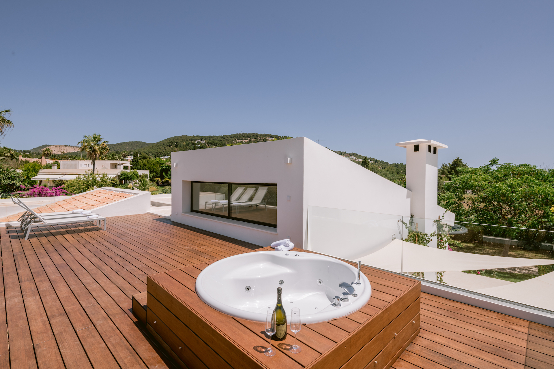 Resa Estates Ibiza te koop for sale huis villa Jesus roof terrace.jpg